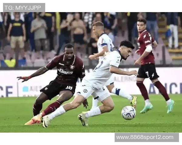 那不勒斯伤病潮加剧洛博特卡与波利塔诺双双遭遇肌肉撕裂