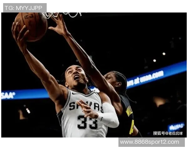 米奇约翰逊寄语卡斯尔期待他在未来的成长与突破